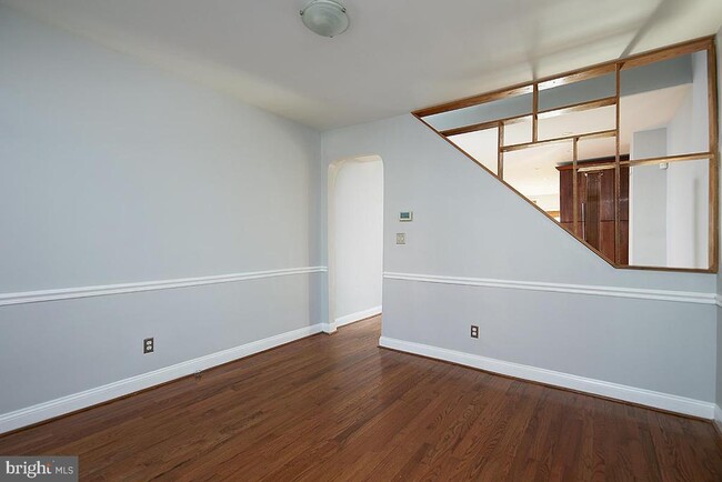 Building Photo - 964 Florida Ave NW