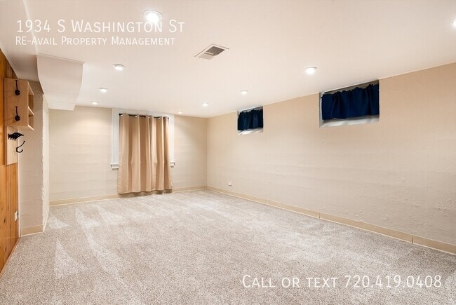 Building Photo - 1934 S Washington St