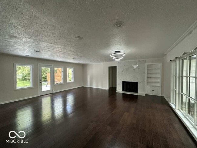 Building Photo - 8500 N Meridian St