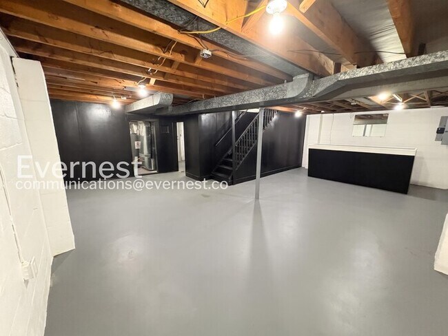 Building Photo - 638 Garden City Dr