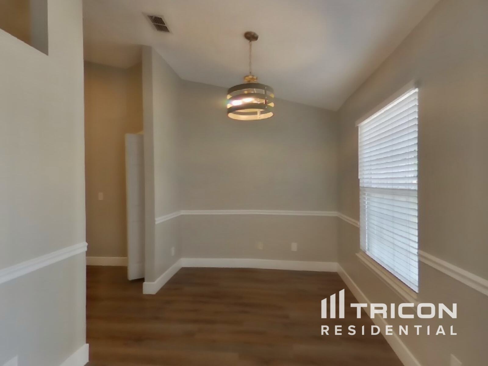 Building Photo - 84092 St James Ct