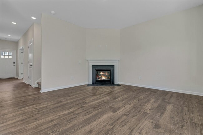 Building Photo - 136 Ashelyn Pk Dr