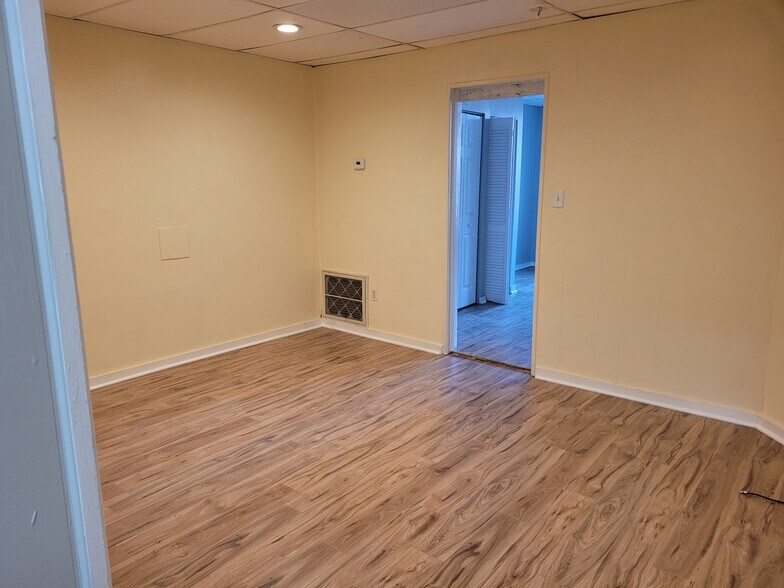 Building Photo - 5148 Butler St