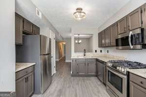 Building Photo - 9432 Cypress Ln