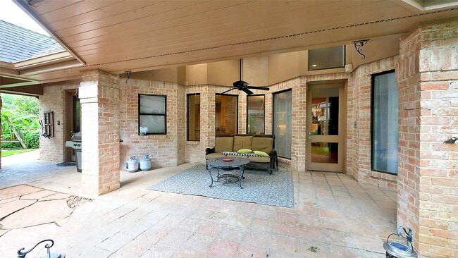 Building Photo - 19823 Sunbridge Ln