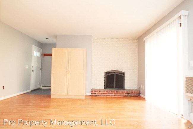 Building Photo - 18 Homestead Ln