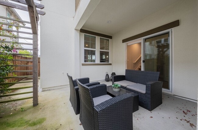 Building Photo - 588 Rosa Monte Wy