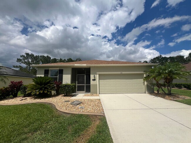 Primary Photo - Beautiful 3 bedroom 2 bathroom pool home