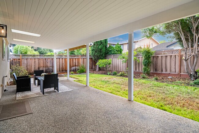 Building Photo - West San Jose home four bedrooms three baths with separate bedroom and full bath