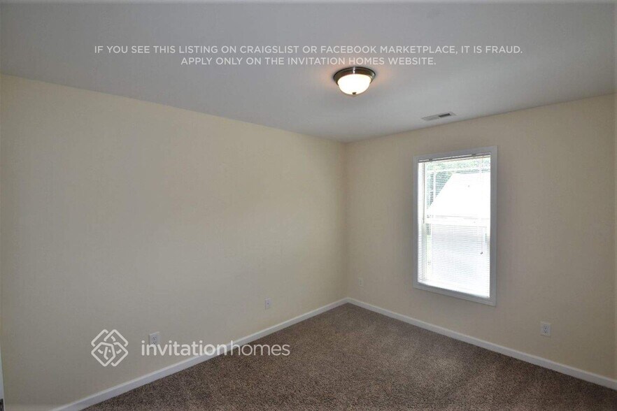 Building Photo - 127 Verrazano Pl