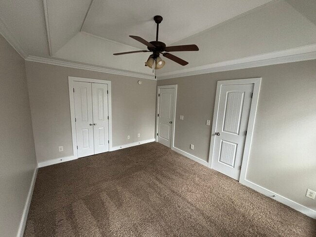 Building Photo - 108 Moss Stone Ln