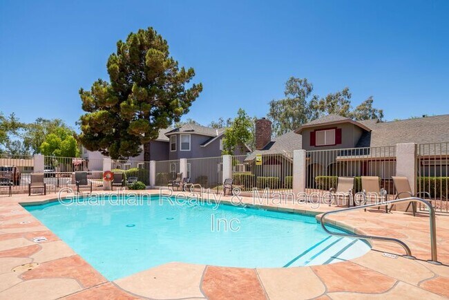 Building Photo - 4397 S Potter Dr