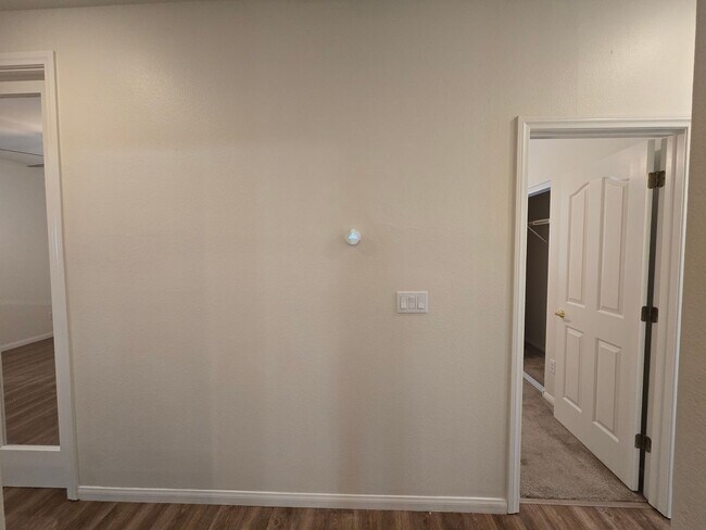 Building Photo - A Fabulous single story home in NW Las Vegas