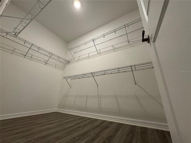 Building Photo - 11187 Hanlon Ter Aly