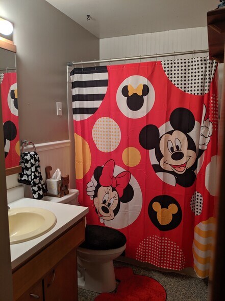 Bathroom - 4800 Lower Beaver Rd