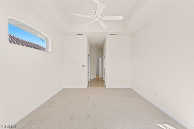 Building Photo - 2822 SW 49th Terrace