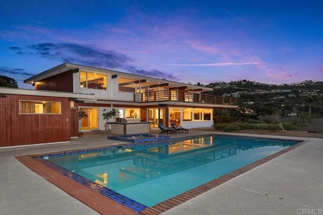 Building Photo - 2614 Costebelle Dr