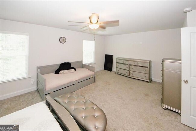 Building Photo - 10162 Benton Woods Dr