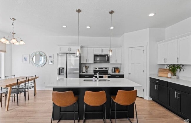 Building Photo - 1630 N 3740 W