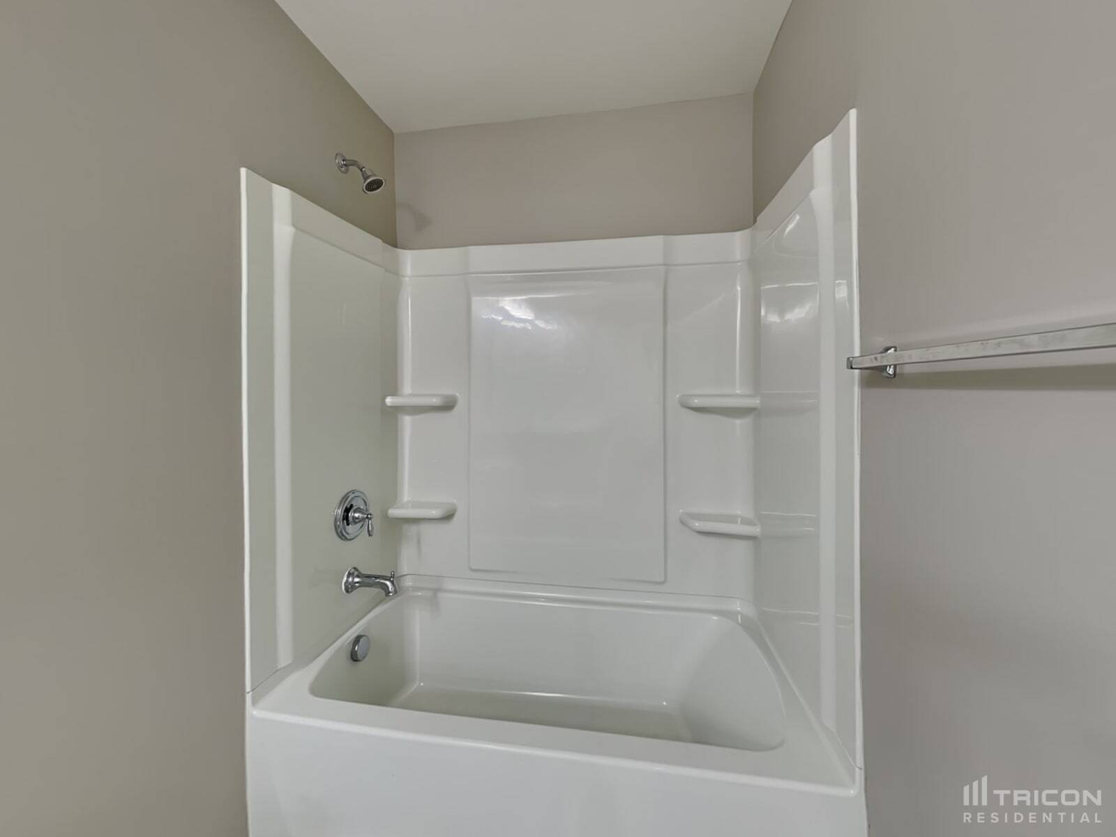 Building Photo - 200 Spring Knoll Dr