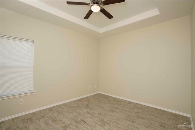 Building Photo - 31 Hiawatha Dr