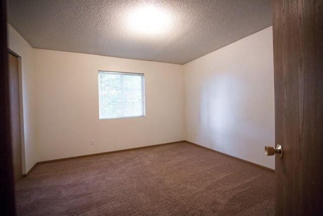 Building Photo - $1,195 | 2 Bedroom, 1 Bathroom Condo - 1st Floor [No Patio] | No Pets | Available for August 1st,...