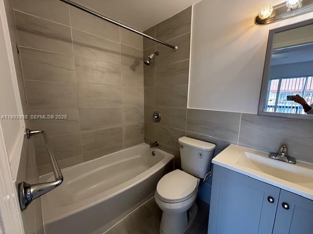 Building Photo - 6275 SW 130th Ave