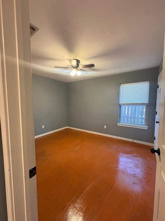 Building Photo - 1403 Strickland St