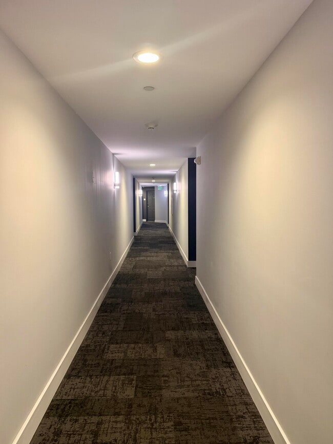 Building Photo - 140 S Dixie Hwy