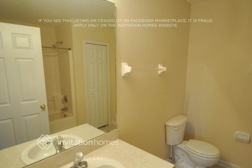 Building Photo - 1872 Pineta Cove Drive