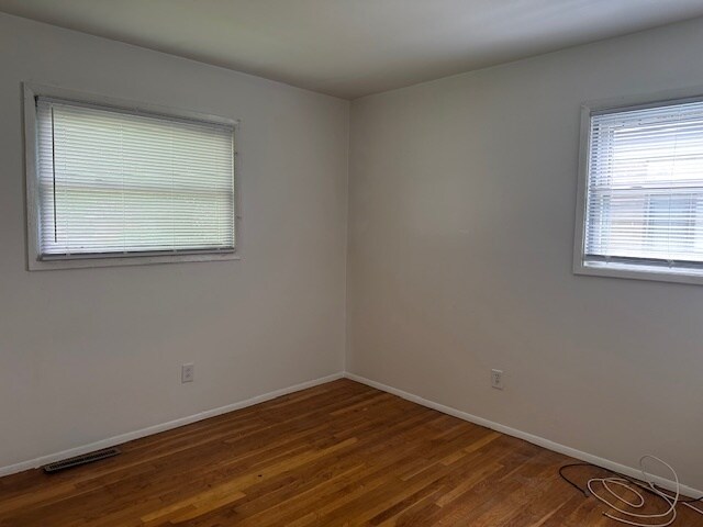 Building Photo - 1867 Alvason Ave