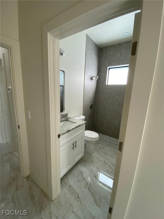 Building Photo - 194 Yager Cir