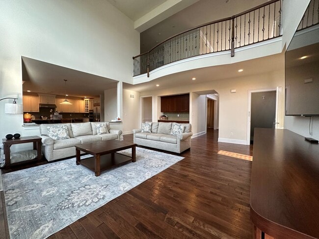 Building Photo - 124 Odyssey Dr