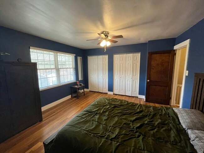 Building Photo - 4200 Geneva St