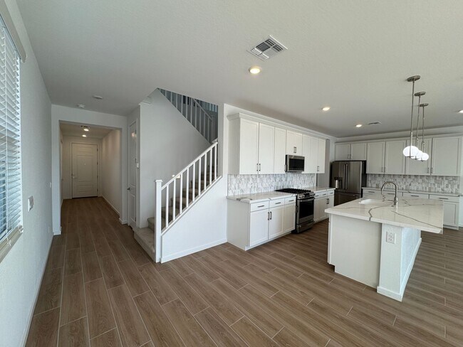 Building Photo - 3 BEDROOM NEW BUILD IN NORTERRA UNION PARK