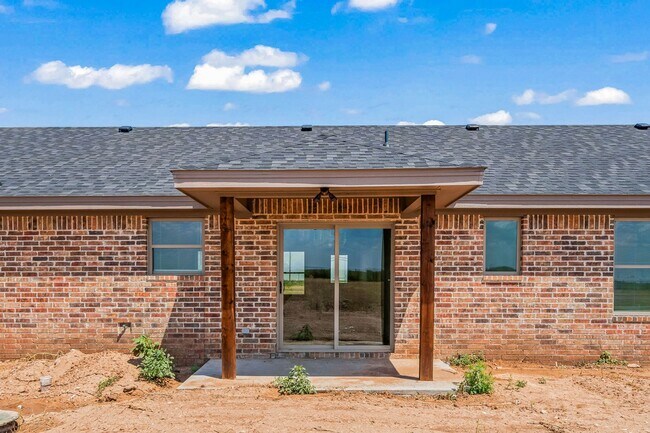 Building Photo - New Construction Home In Idalou ISD!