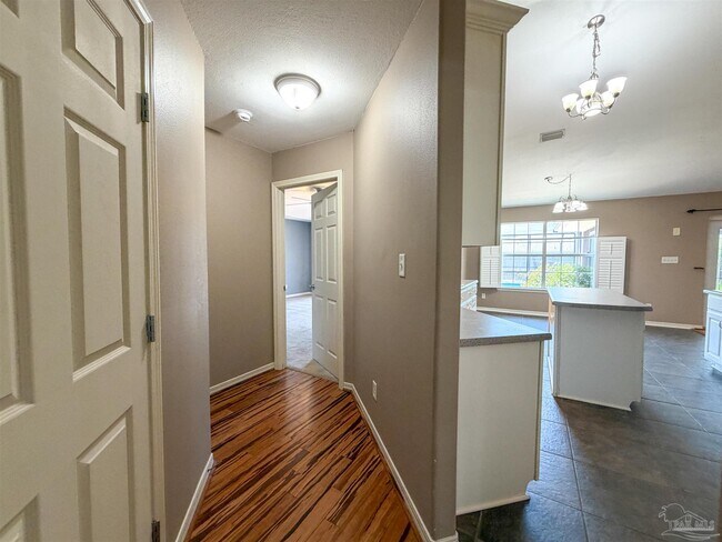 Building Photo - 3977 High Bridge Dr