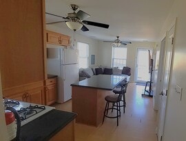 Building Photo - 213 Sheridan Ave