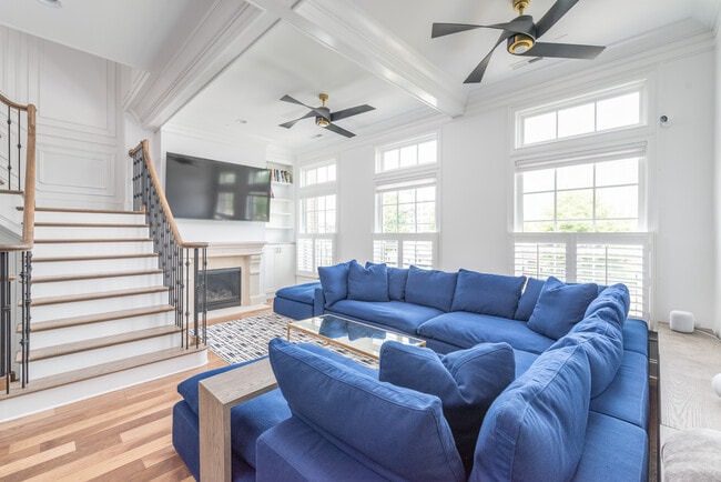 2nd Floor Living Room - 112 E Carson Blvd