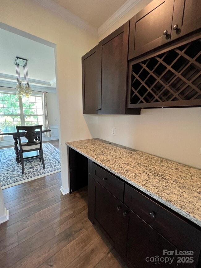 Building Photo - 10413 Honeyfur Ct