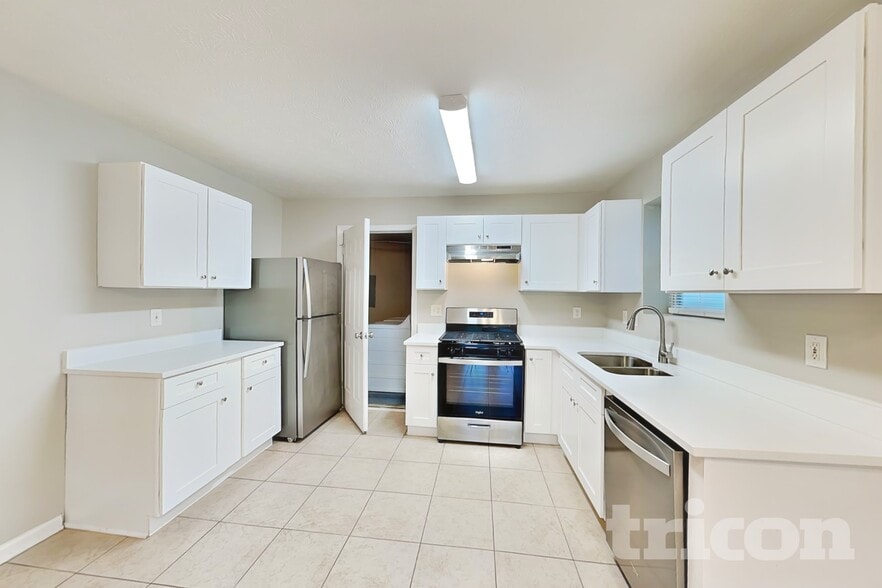Building Photo - 1047 Winterglen Way