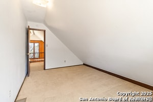 Building Photo - 2676 Woodcrest Dr