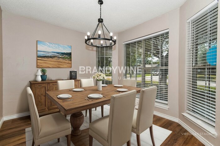 Building Photo - 108 Mapleridge Dr