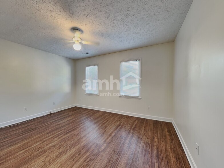 Building Photo - 5301 Wenesly Ct