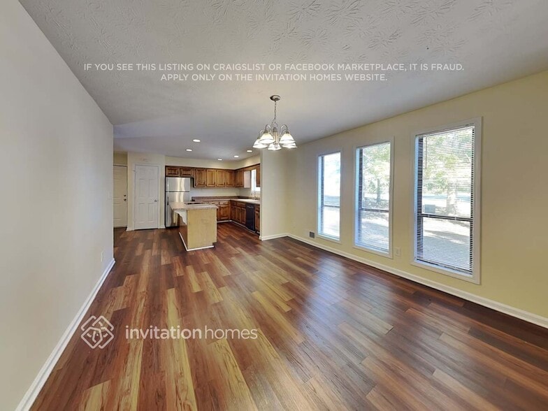 Building Photo - 1410 Pilgrim Way