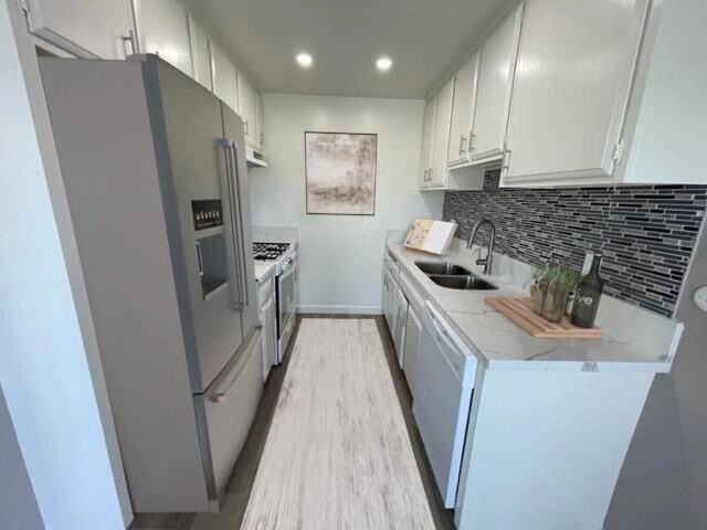 Interior Photo - Sunset Bay III Apartment Community