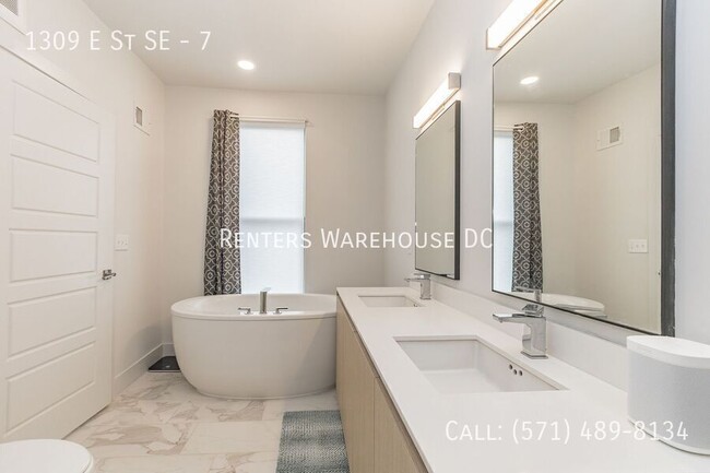 Building Photo - 1309 E St SE