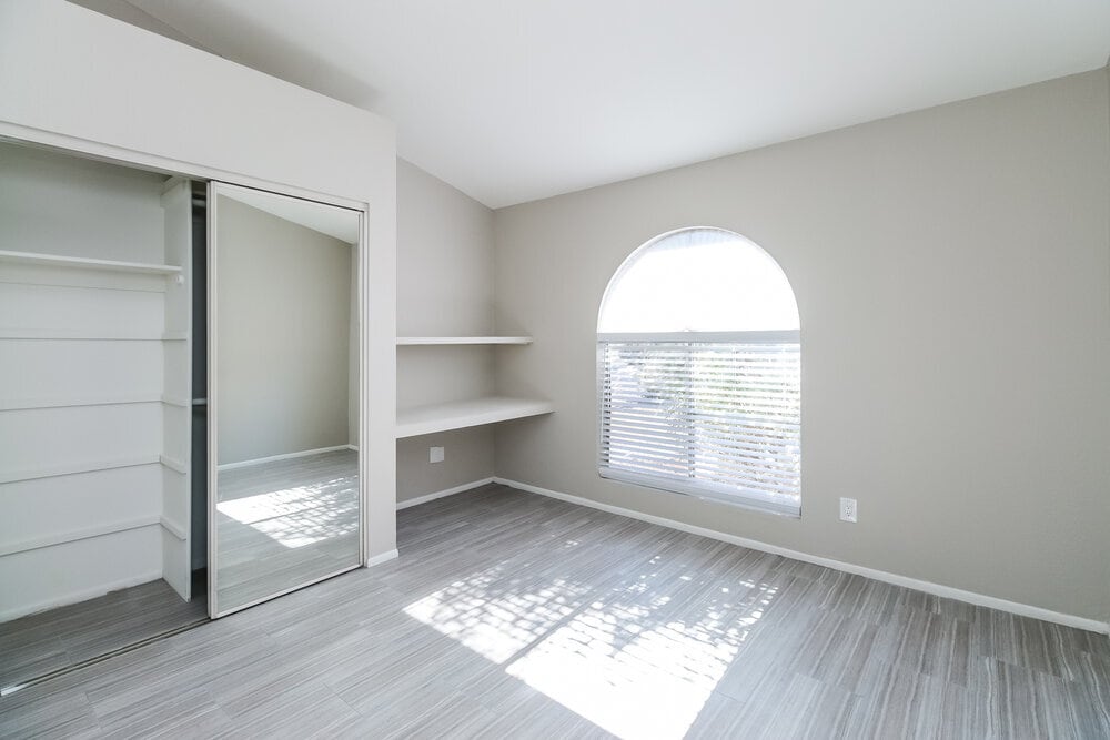 Building Photo - 8014 W Aster Dr