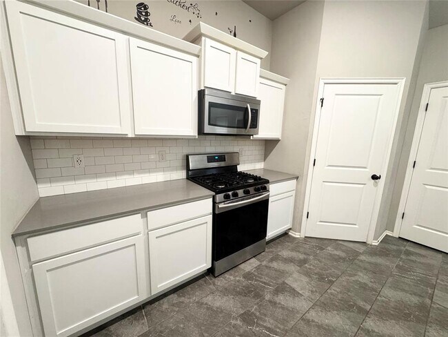 Building Photo - 11504 SW 8th Cir