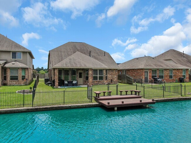 Building Photo - 3791 Lake Bend Shore Dr